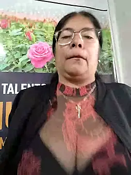   valentina18 online show from May 8, 12:20 pm