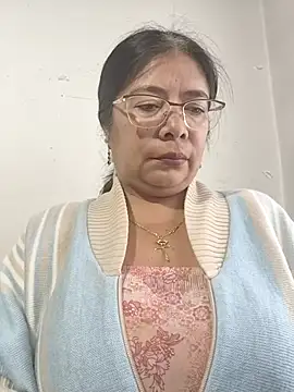   valentina18 online show from January 15, 1:03 pm