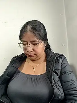   valentina18 online show from January 13, 1:15 pm