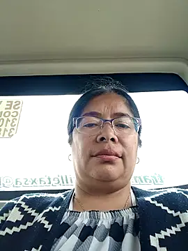 Snapshot of __valentina18 chatting on February 12, 4:44 pm   valentina18 online show from February 12, 4:44 pm