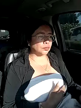   valentina18 online show from March 21, 12:31 pm