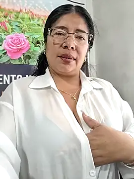   valentina18 online show from March 25, 1:10 pm