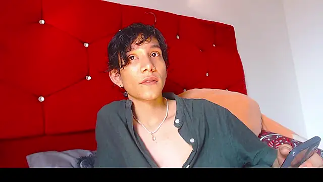 LAICK 01 online show from March 24, 8:31 pm