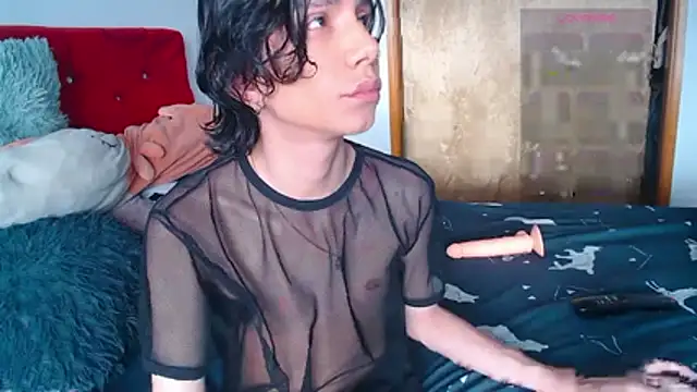 LAICK 01 online show from December 17, 9:42 pm