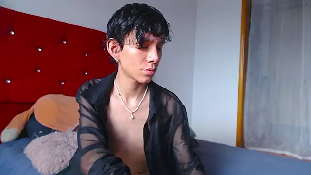 LAICK 01 online show from March 11, 8:36 pm