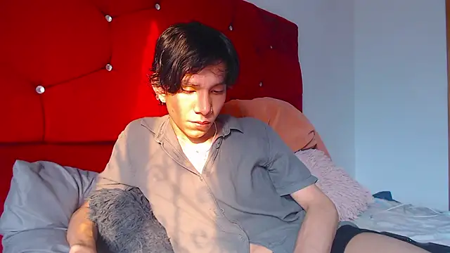 LAICK 01 online show from March 26, 9:46 pm