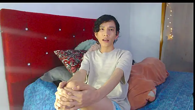 LAICK 01 online show from May 10, 4:05 am