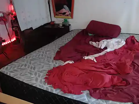 deftoolceles online show from November 4, 9:18 pm