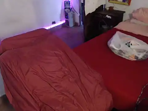 deftoolceles online show from December 17, 8:25 pm