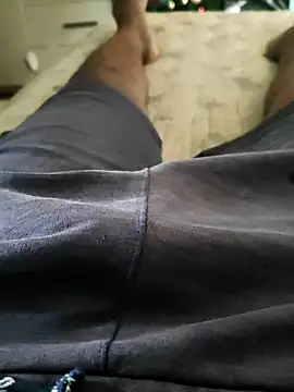 Arthu2r online show from December 2, 11:56 am