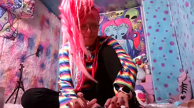 BABYUNICORN online show from March 2, 4:03 pm