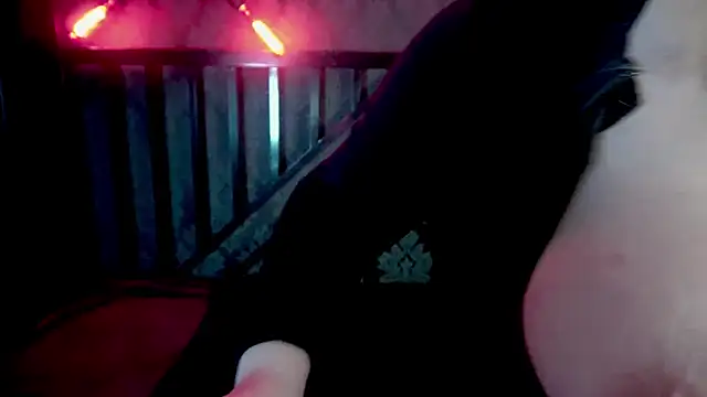 Tinker Belll online show from November 28, 7:58 pm