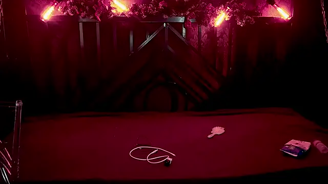 Tinker Belll online show from January 6, 8:02 pm