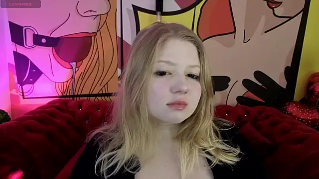 Tinker Belll online show from April 4, 7:09 pm