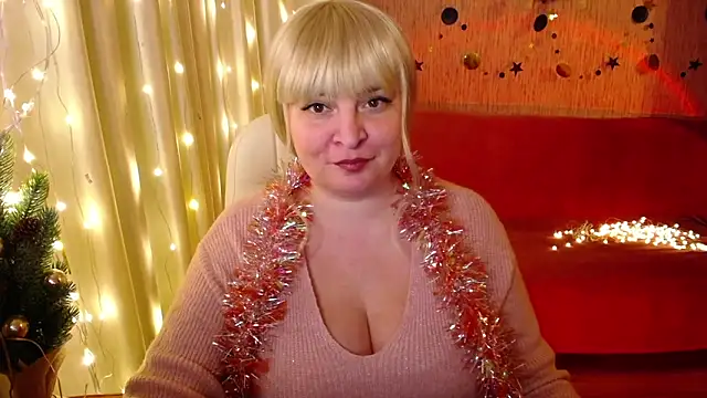 Snapshot of -MeowMeow chatting on December 27, 4:54 pm -MeowMeow online show from December 27, 4:54 pm