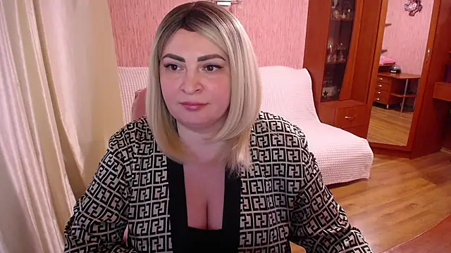 -MeowMeow online show from June 27, 3:40 pm