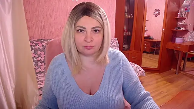 -MeowMeow online show from April 24, 4:53 pm