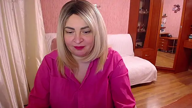 -MeowMeow online show from February 3, 4:23 pm