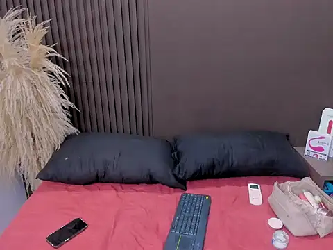 Melissabaylin online show from March 11, 8:36 pm