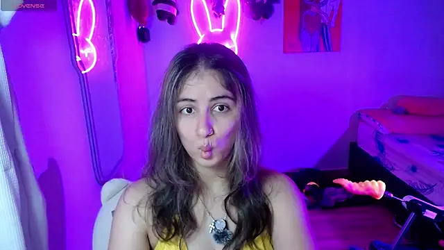 valentina angel online show from June 12, 3:59 am