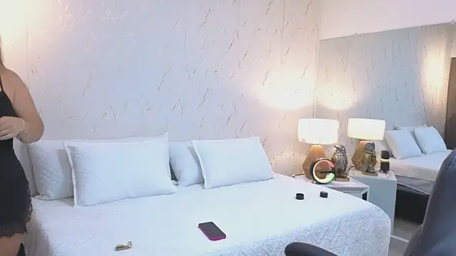 ava blue online show from February 28, 7:46 pm