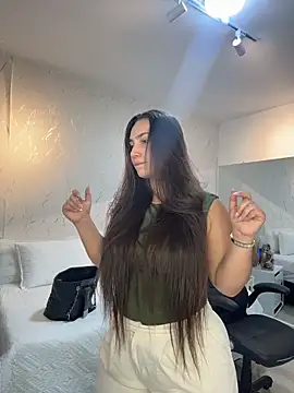 Snapshot of ava_blue chatting on July 1, 7:25 pm ava blue online show from July 1, 7:25 pm