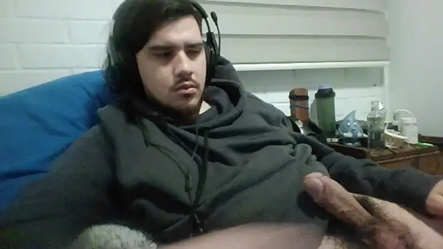 hung weeb online show from July 8, 4:46 am