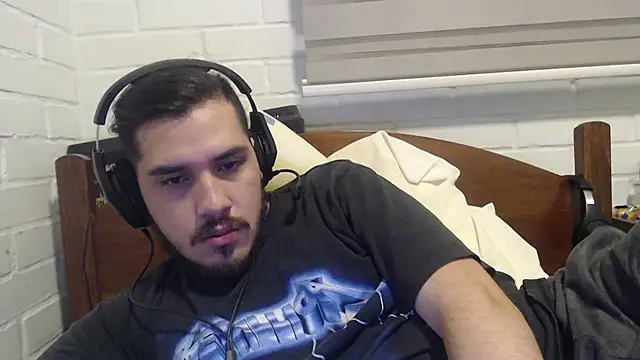 hung weeb online show from February 3, 3:53 am