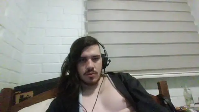 hung weeb online show from January 20, 4:43 am