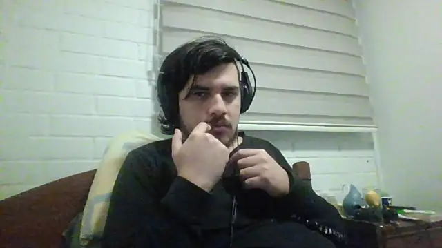 hung weeb online show from May 25, 5:18 am