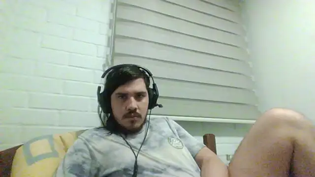 hung weeb online show from March 31, 3:19 am