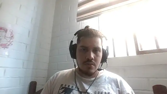 hung weeb online show from January 16, 7:29 pm