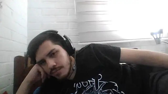 hung weeb online show from March 5, 3:40 am