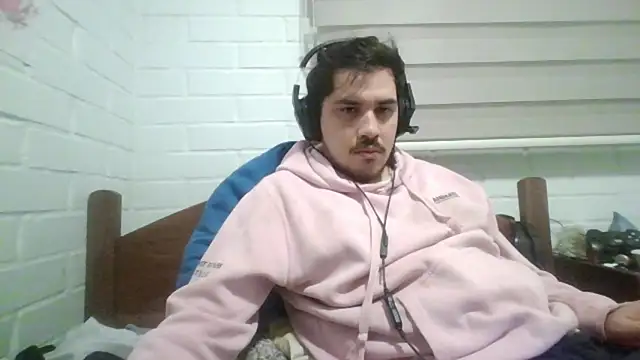 hung weeb online show from May 2, 1:44 am