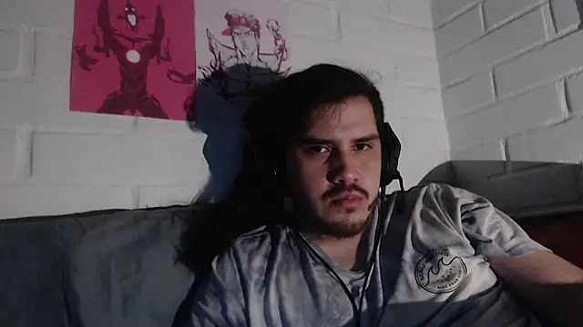 hung weeb online show from September 29, 2:40 am