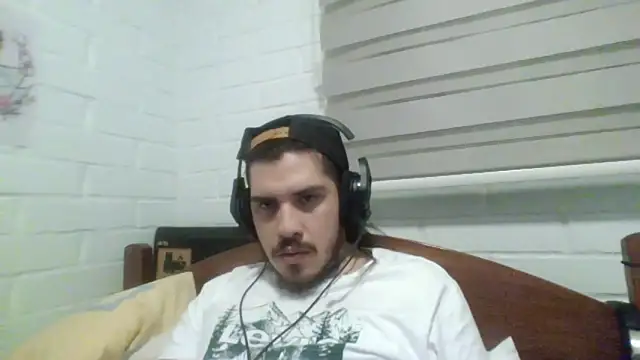 hung weeb online show from February 6, 2:55 am