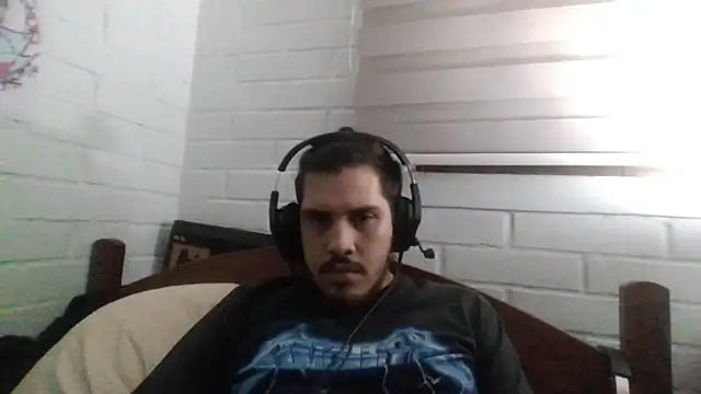 hung weeb online show from March 10, 2:50 am