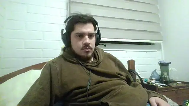 hung weeb online show from April 15, 4:18 am
