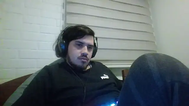hung weeb online show from May 29, 5:24 am