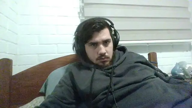 hung weeb online show from June 18, 3:27 am