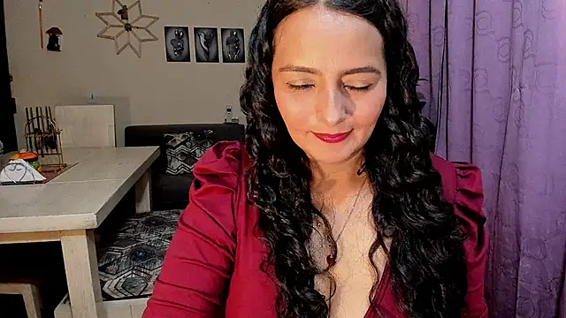 emma luxy online show from April 23, 5:14 am