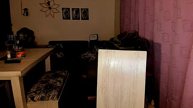 emma luxy online show from May 29, 5:57 am