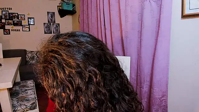 emma luxy online show from February 8, 1:47 am