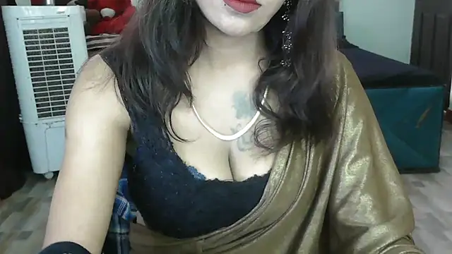 Snapshot of JannatDoll1 chatting on May 22, 10:13 am JannatDoll1 online show from May 22, 10:13 am