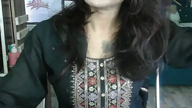 Snapshot of JannatDoll1 chatting on May 27, 1:18 pm JannatDoll1 online show from May 27, 1:18 pm
