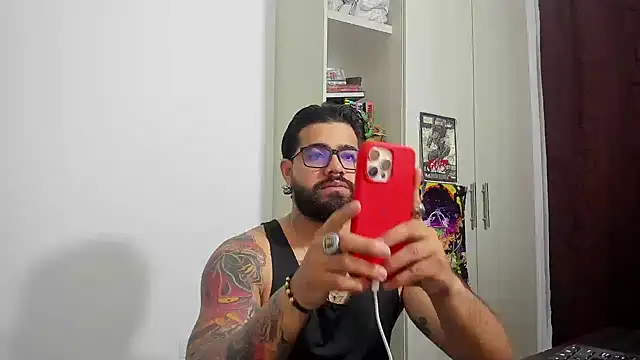 Snapshot of _Coddygold_ chatting on July 5, 11:28 am Coddygold online show from July 5, 11:28 am