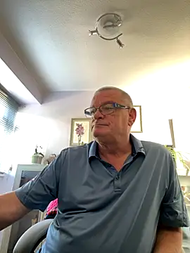 Garry831 online show from September 29, 9:38 am