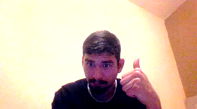 Snapshot of Tomthelong chatting on February 27, 6:57 am Tomthelong online show from February 27, 6:57 am