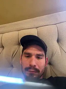 Snapshot of Tomthelong chatting on March 12, 9:56 pm Tomthelong online show from March 12, 9:56 pm