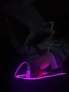 ojo4206 online show from March 6, 6:19 am